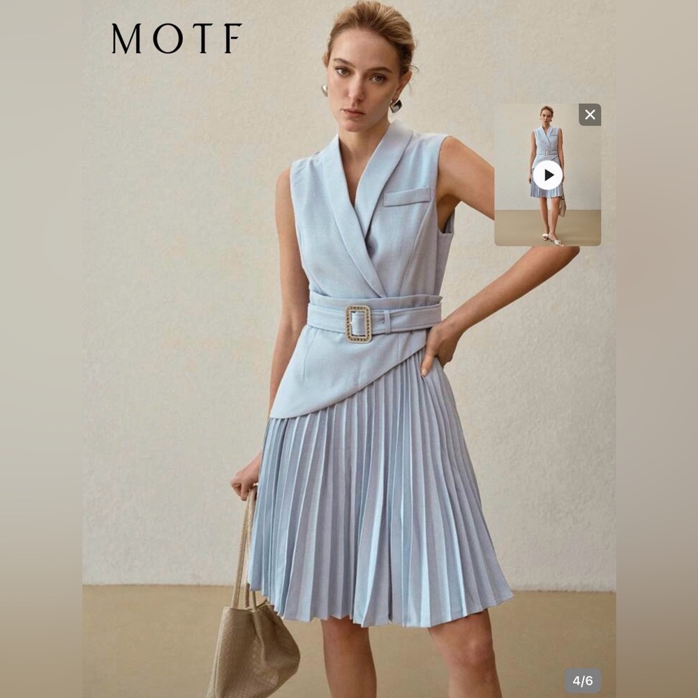 SHEIN Light Blue Pleated Midi Dress